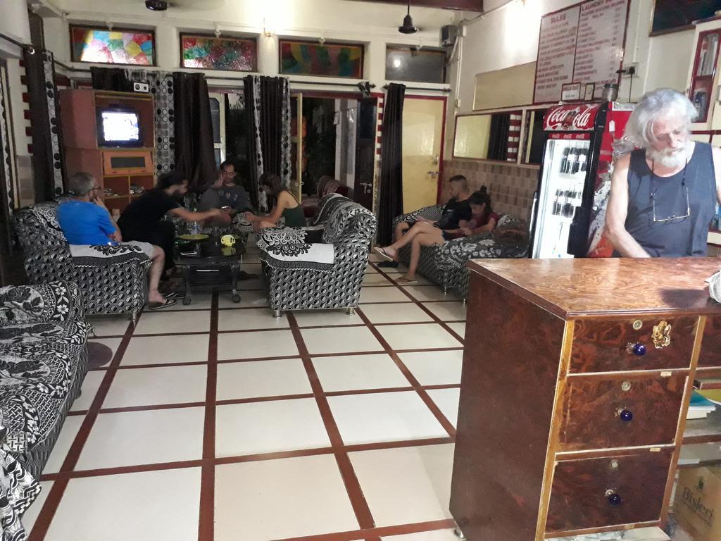 Singh Guest House Váránaszi Kültér fotó